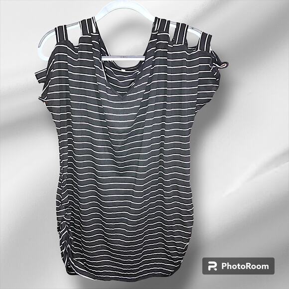 Black & White Stripes Cut Out Top to Sleeves Blouse 2XL! - Picture 1 of 9